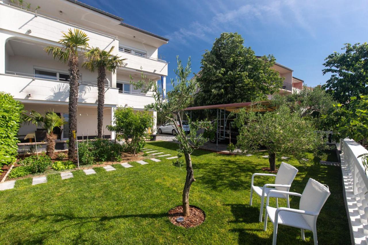 Oleander Lägenhet Krk Town Exteriör bild